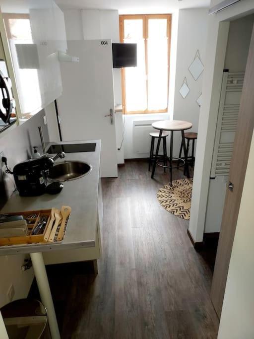 T2 Cosy Vieux Montlucon Lägenhet Exteriör bild